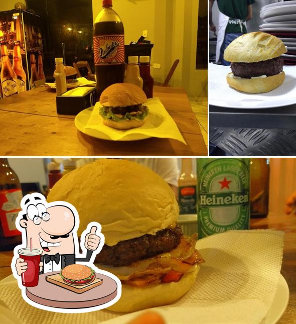 Delicie-se com um hambúrguer no General Burger