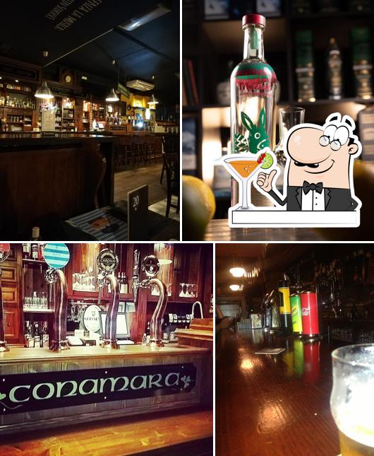 L’image de la boire et comptoir de bar de Conamara’s