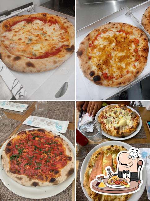 Ordina una pizza a Holiday Sea and Food