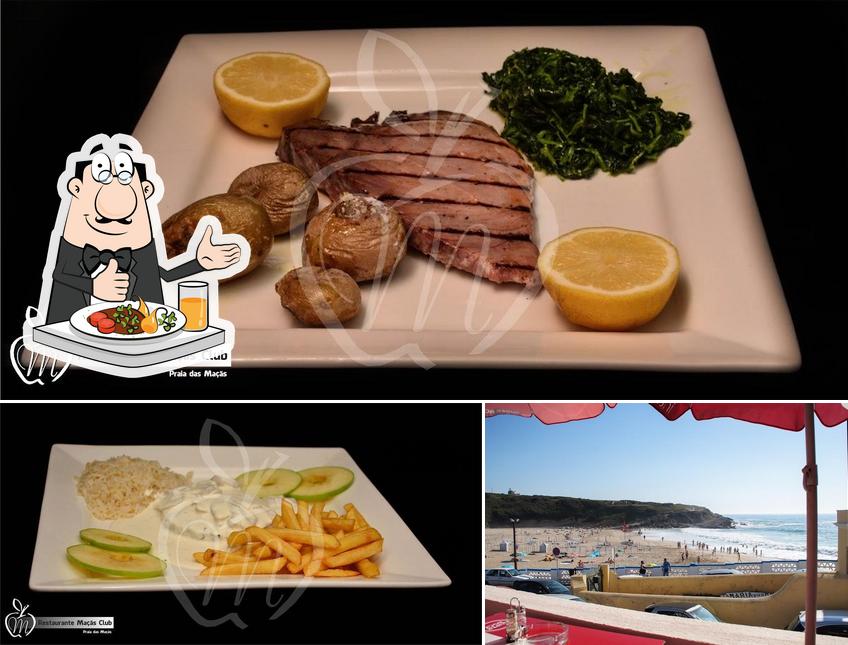 Confira a foto mostrando comida e exterior no Restaurante Monumental (Praia das Maçãs)