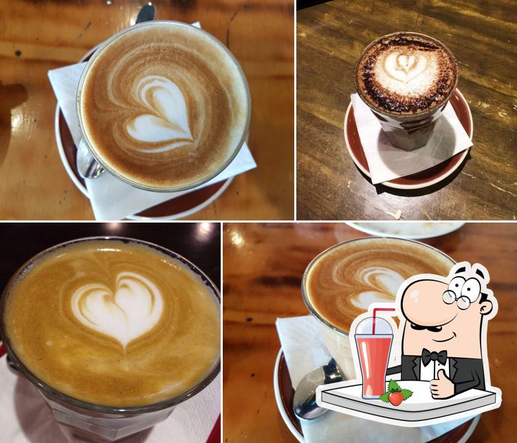 Загляните попробовать разнообразные напитки, представленные в "Cosmo Coffee"