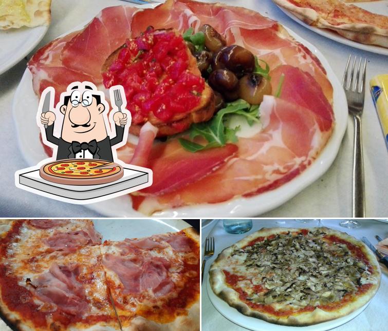 A Pizzeria Ristorante Maroni Di Maroni Daniela, puoi ordinare una bella pizza