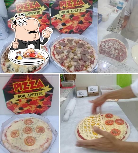 Escolha pizza no Forneria Da Villa