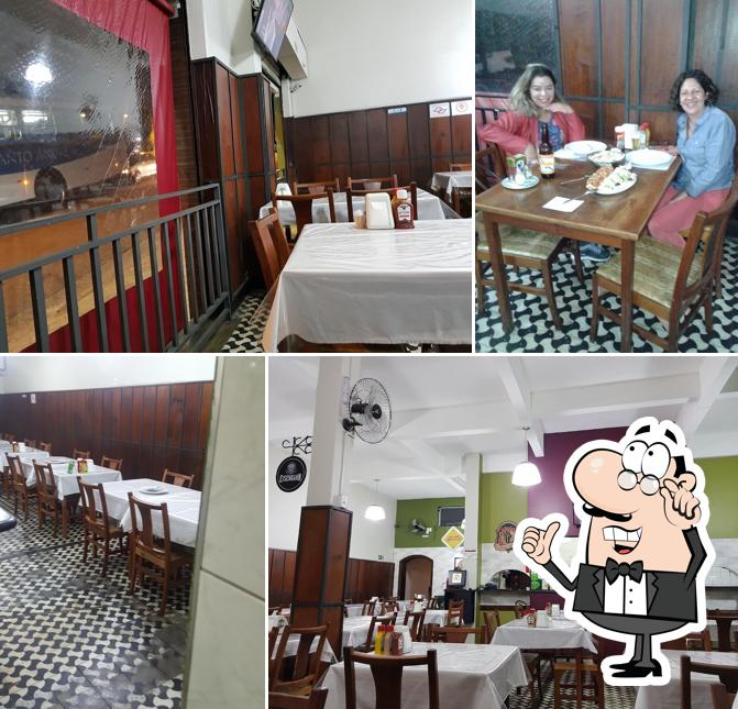 Veja imagens do interior do Paulo Lanches