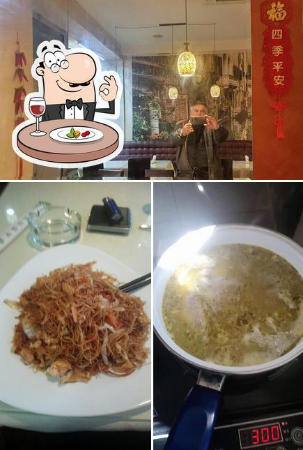 L’image de la nourriture et intérieur de Kineska brza hrana WFF’s