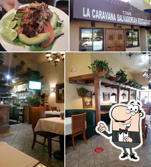 El interior de La Caravana Salvadorian Restaurant