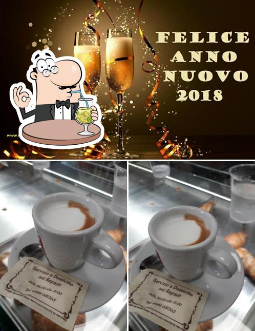 Prova un drink dal menu