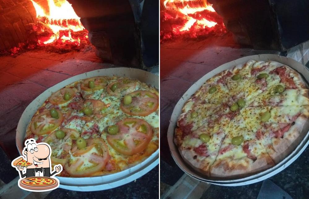 Escolha diversos tipos de pizza