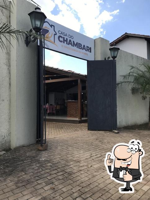 Look at this picture of Casa do Chambari