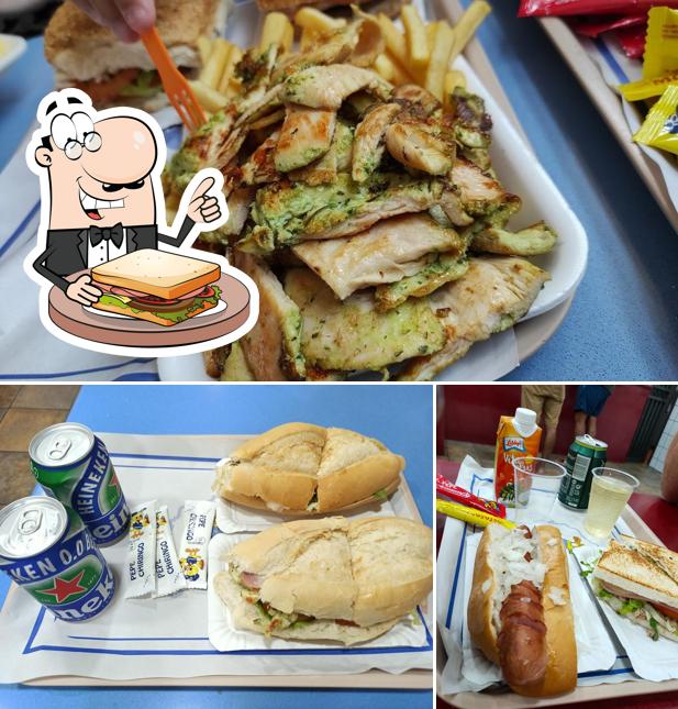 Have a sandwich at Restaurante Pepe Chiringo Playa del Inglés
