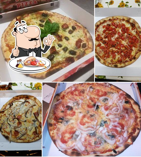 Scegli una pizza a Pizza Ricca di Riccardo Visentin