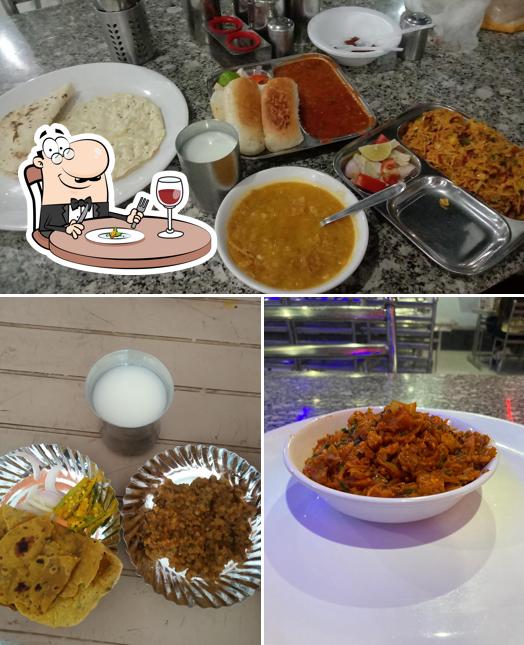 Food at Karnavati garden & food