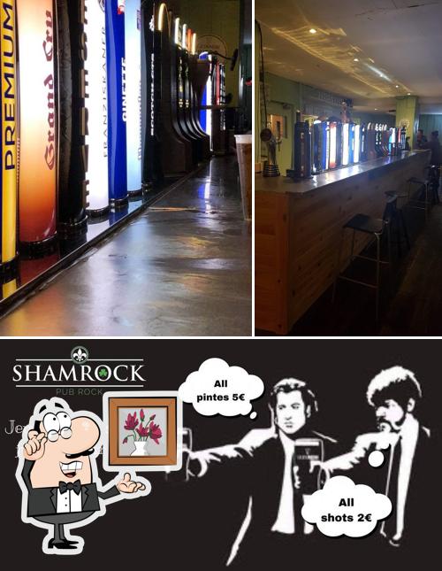 L'intérieur de Shamrock Pub