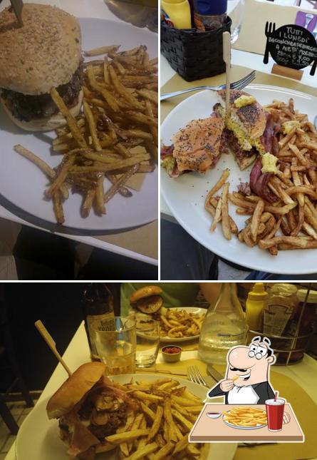 A The Burger Factory Roma puoi provare un piatto di chips