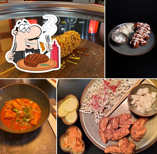 Order meat meals at Mogo Korean Food