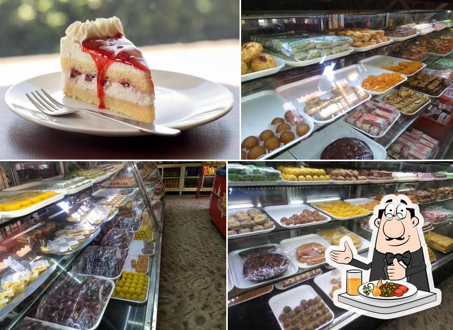 MRA Bakery & Coolbar (OV Road), Thalassery - Restaurant reviews