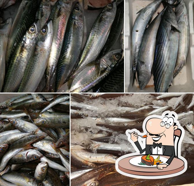 Porto di Mare serve un menu per gli amanti del pesce