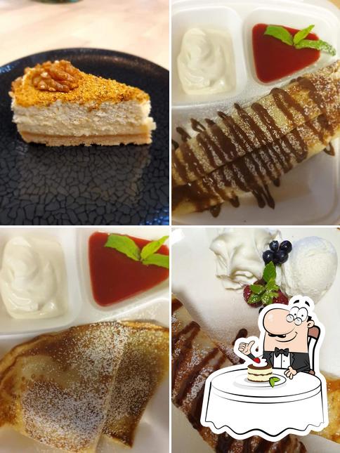 Svetainė offers a range of desserts