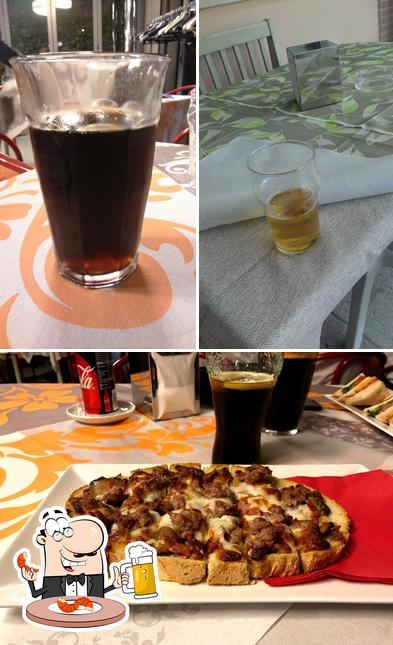 Puoi prenderti un rinfrescante bicchiere di birra chiara o scura