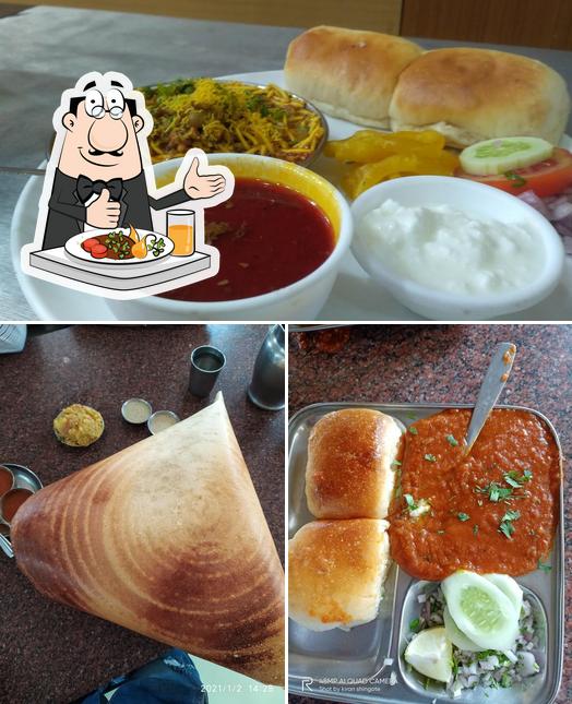Food at Anand Cafe (Veg Hotel)