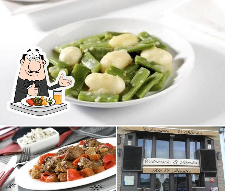 Observa las fotos que muestran comida y interior en Restaurante El Mirador