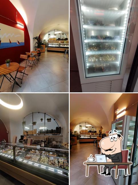 Gli interni di Dolci Storie Gelateria