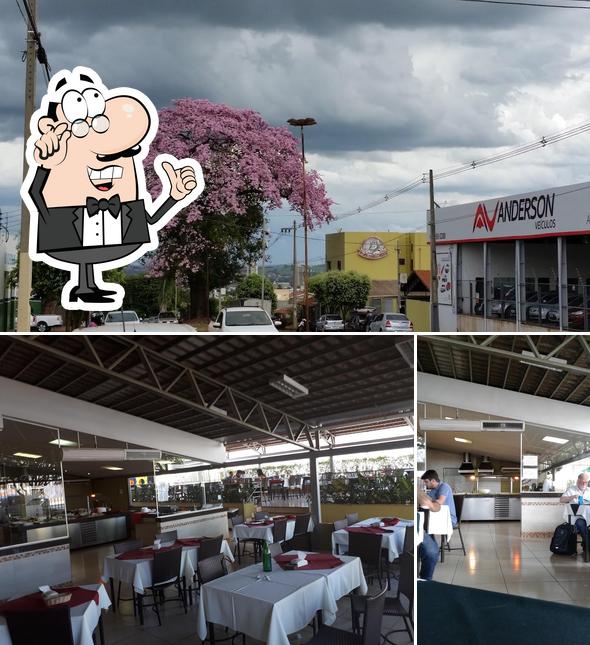 A imagem da interior e exterior no PORKINHO GRILL