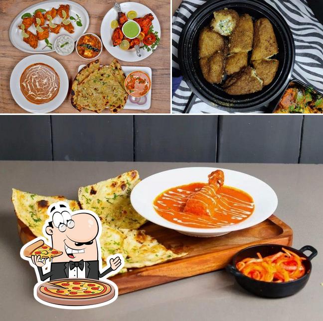 Order pizza at House Of Punjab