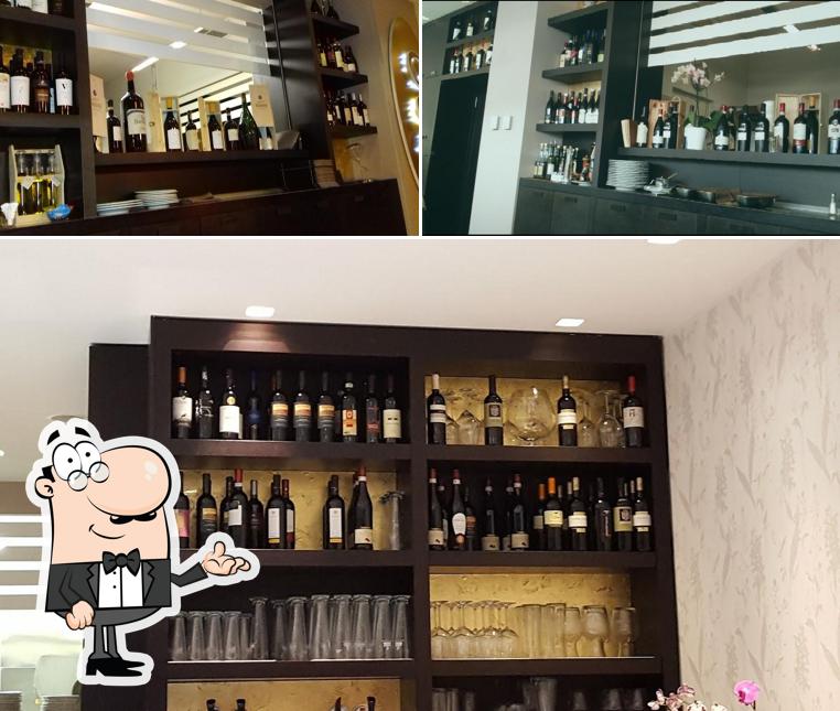 Dai un'occhiata agli interni di ORO - Ristorante Pizzeria