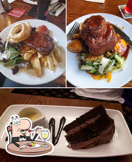 The Hand & Dagger Inn in Clifton - Restaurant menu and reviews