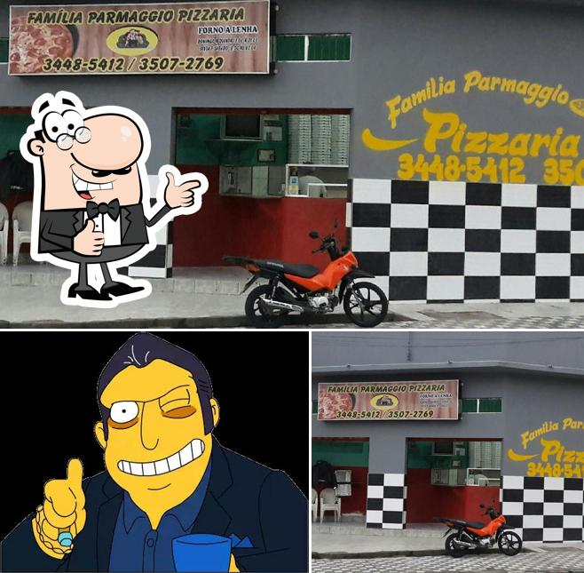 Here's an image of Pizzaria A Família Parmaggio