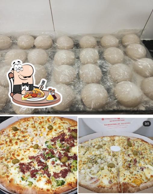 Experimente pizza no Pizzaria Vitória