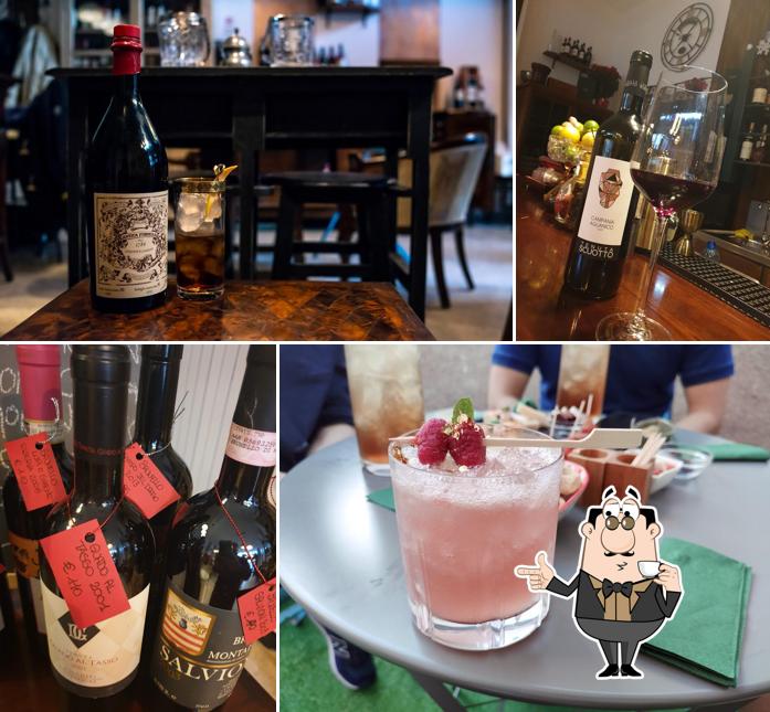 Goditi qualcosa da bere a Primo Cocktail & Wine Bar - Saronno