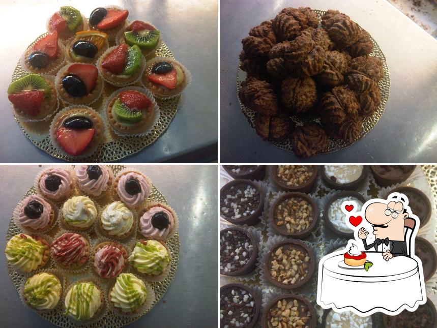 Pasticceria listi propone un'ampia gamma di dessert