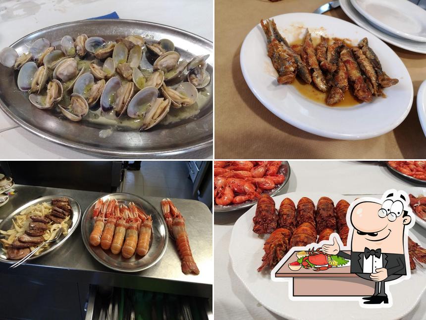 Pide las distintas comidas con marisco que te ofrecen en Restaurante Casa Ríos