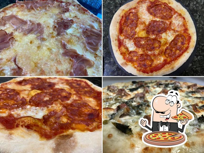 Scegli tra le svariate varianti di pizza