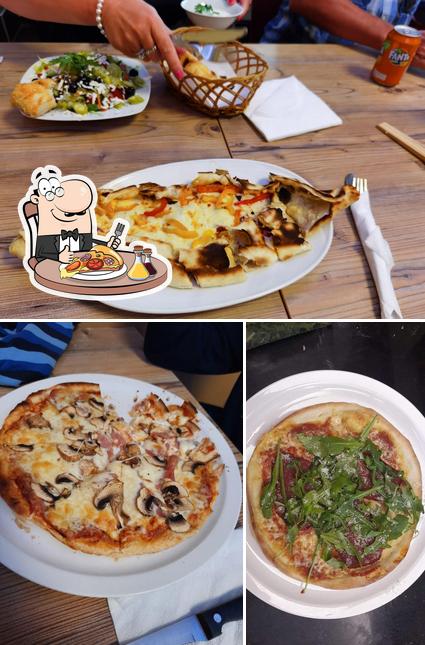 Elige una pizza en Ali Baba Grillhaus