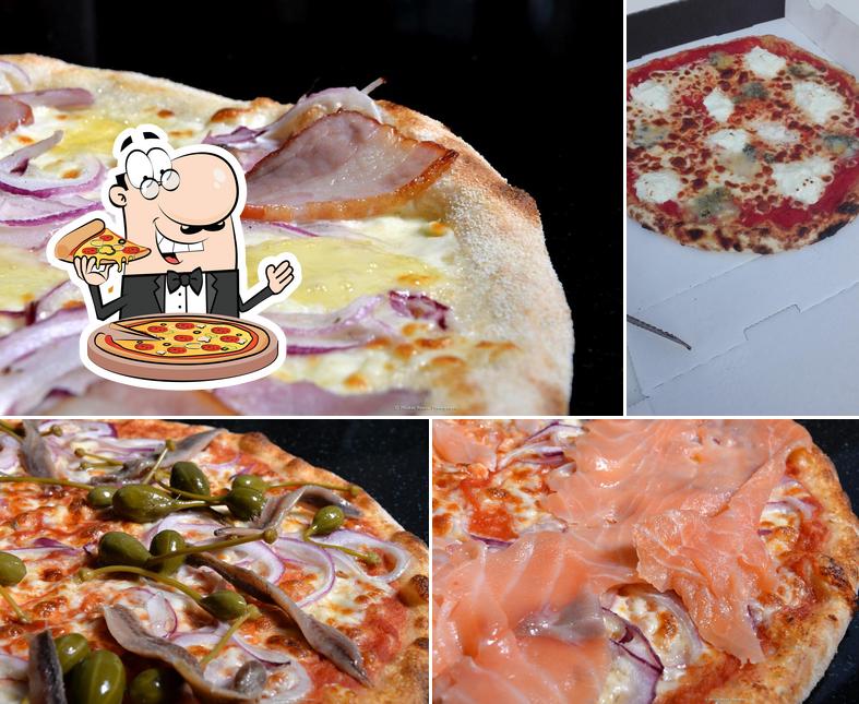 Get pizza at Pizza Rhuys Surzur