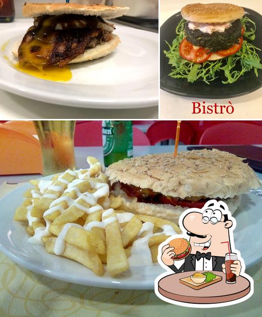 Gli hamburger di Bistró #Bar #Centro Colazioni #Tavola Calda #Ristorante #Pizzeria #Panineria #Self Service #Take Away Piazza Armerina potranno incontrare i gusti di molti