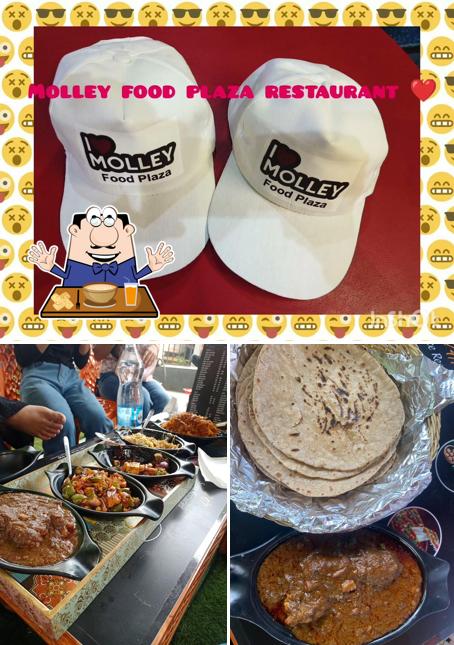 Food at Molley Food Plaza