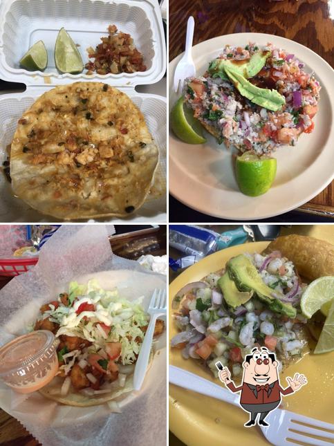 Food at Las Islitas Mariscos