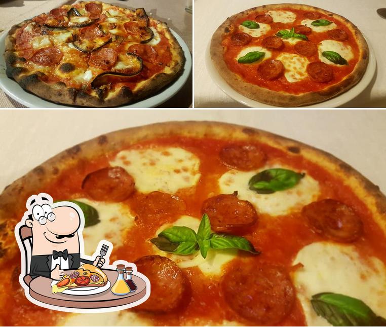 Prova una pizza a Tenuta Totò San Severo