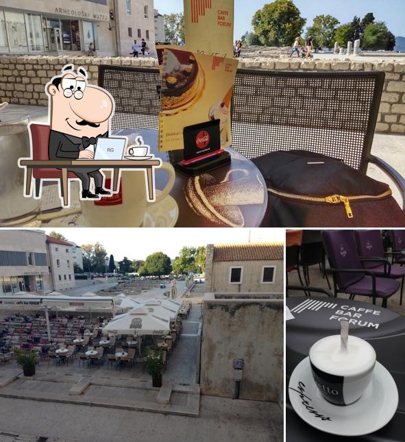 Gli interni di Caffe Bar Forum