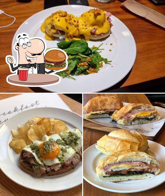 Попробуйте гамбургеры в "Fabrique Pão e Café"