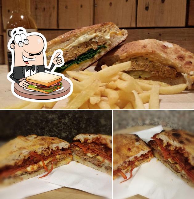 Prenditi un panino a Pizza Grill