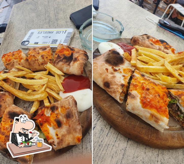 Еда в "El Atik restaurant pizzaria"