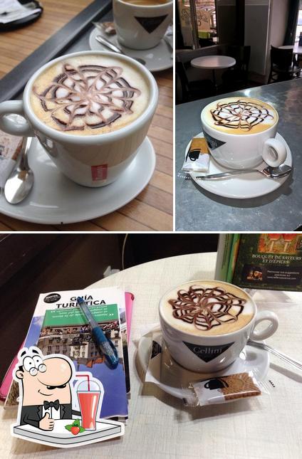 Profitez d'une boisson à Cafe Saint Pierre