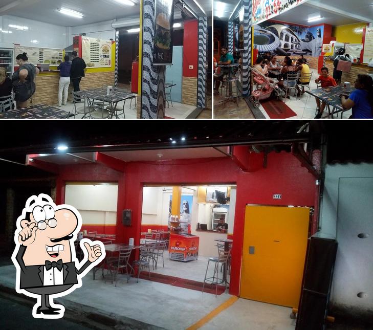 O interior do Lanche Carioca