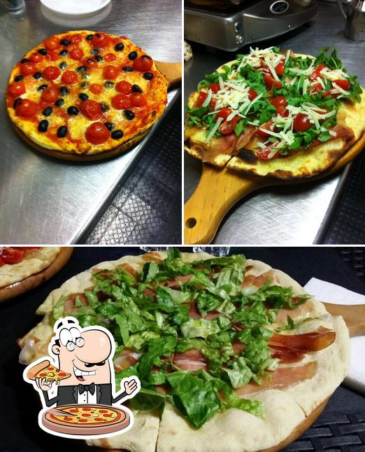 Scegli una pizza a mamacafe