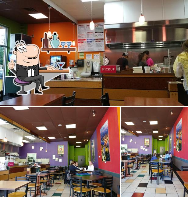Thai Corner Kitchen (Battleground Ave), 3741 Battleground Ave B in
